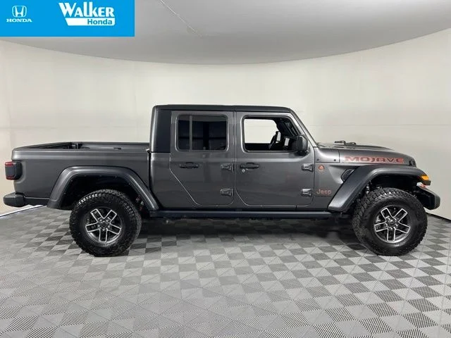 Used 2024 Crystal Metallic Jeep Mojave image 9