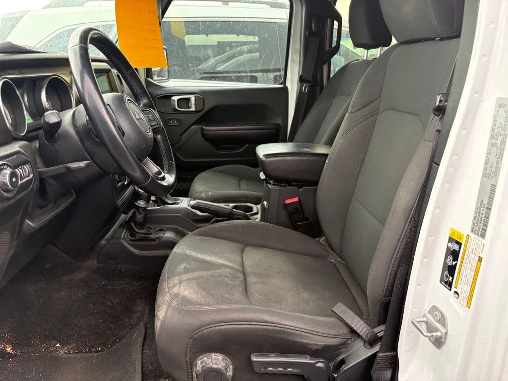 Used 2021 White Jeep Unlimited Sport S image 9