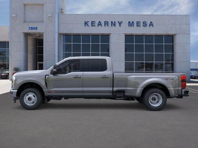 New 2026 Carbonized Gray Metallic Ford XLT image 25