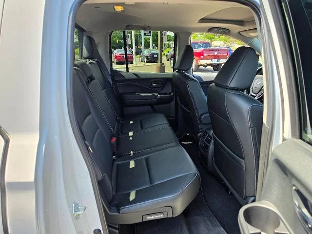 Used 2023 White Honda RTL image 14