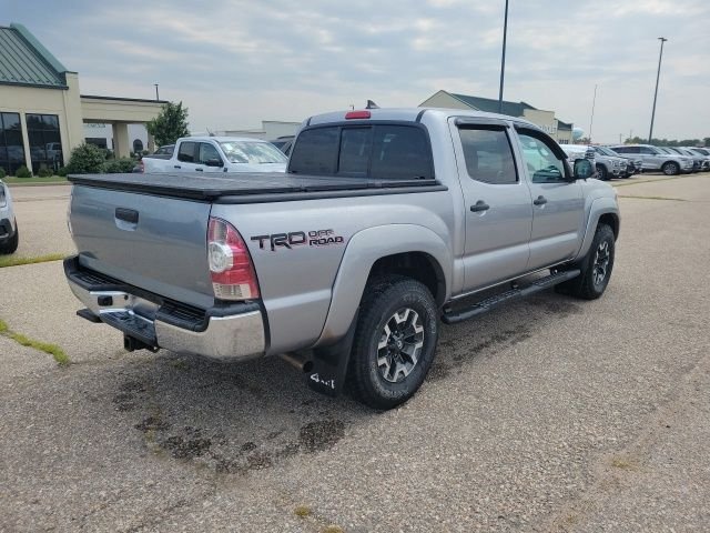 Used 2015 Silver Sky Metallic Toyota Base image 22