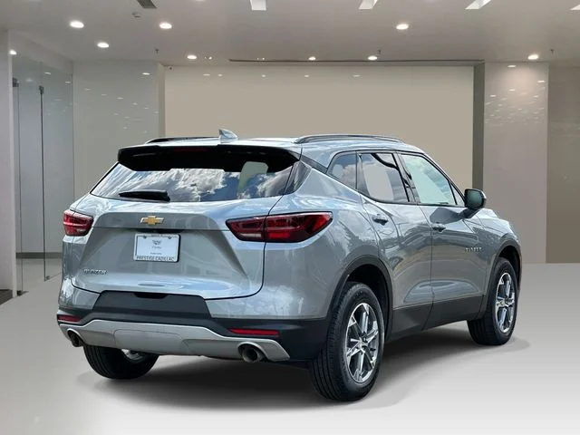 Used 2024 Gray Chevrolet LT image 4