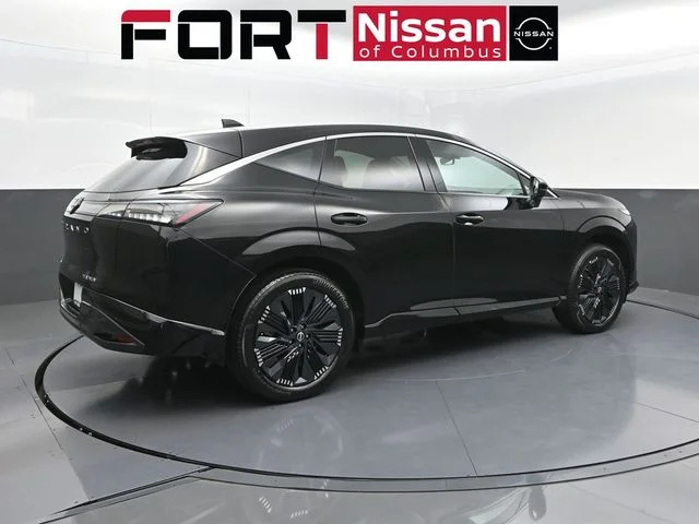 New 2026 Super Black Nissan Platinum image 7