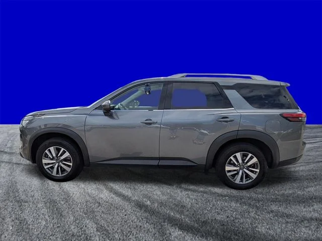 Certified Used 2025 Gun Metallic Nissan SL image 7