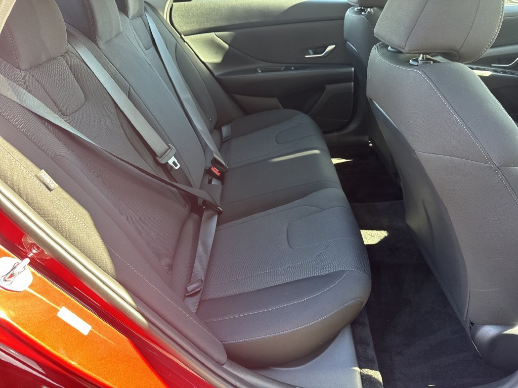 Used 2025 Red Hyundai SE image 15