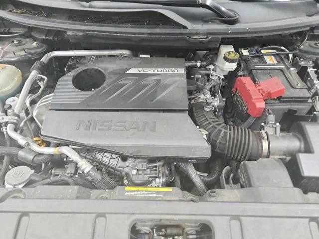 Used 2024 Black Nissan Platinum image 17