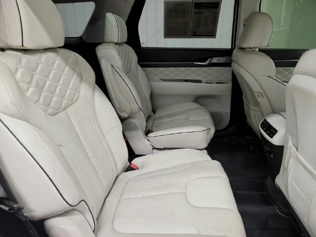 Used 2020 White Hyundai Limited image 24
