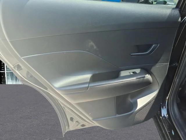 Used 2024 Black Hyundai SEL image 13