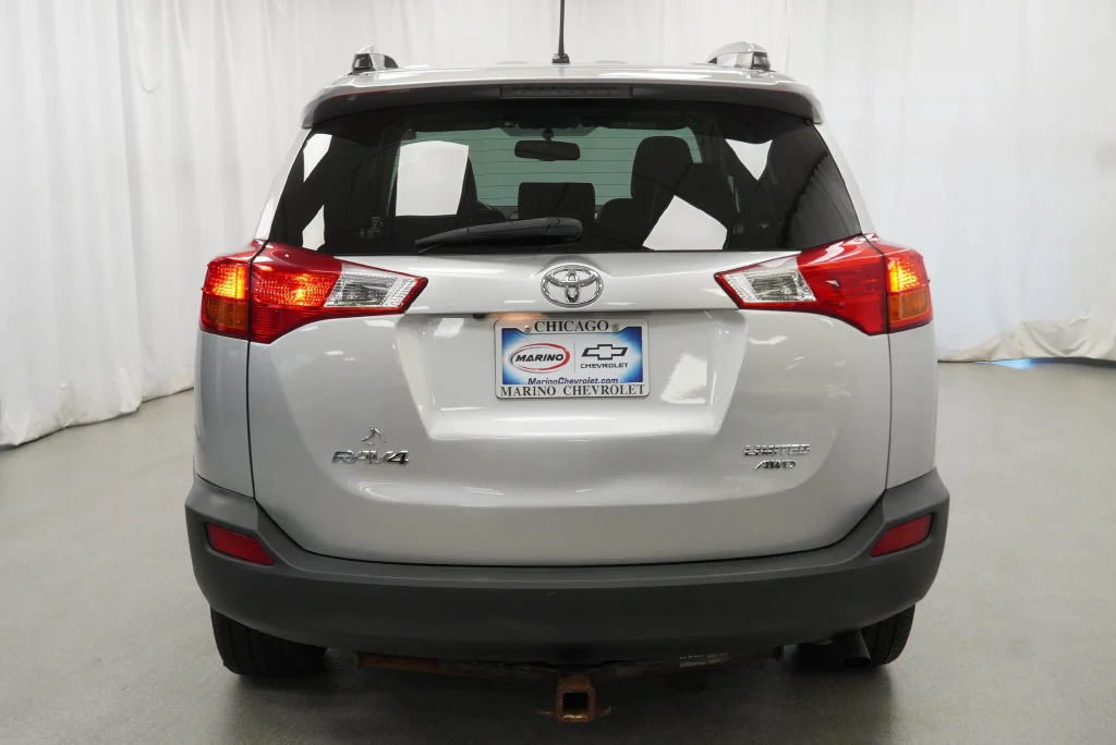 Used 2013 Silver Toyota Limited image 15