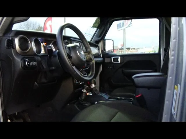 Used 2020 Stingray Jeep SPORT image 10