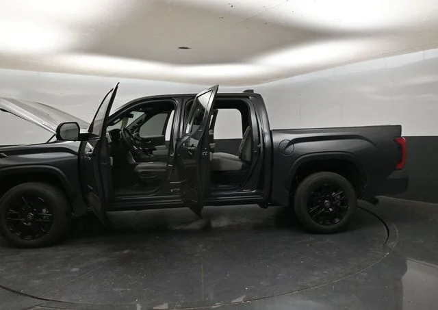 2026 Toyota Tundra Limited - Photo 37