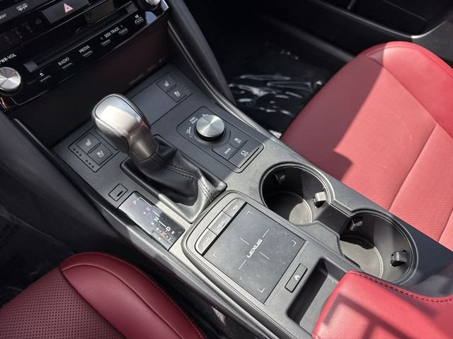 2024 Lexus IS 300 - Photo 21
