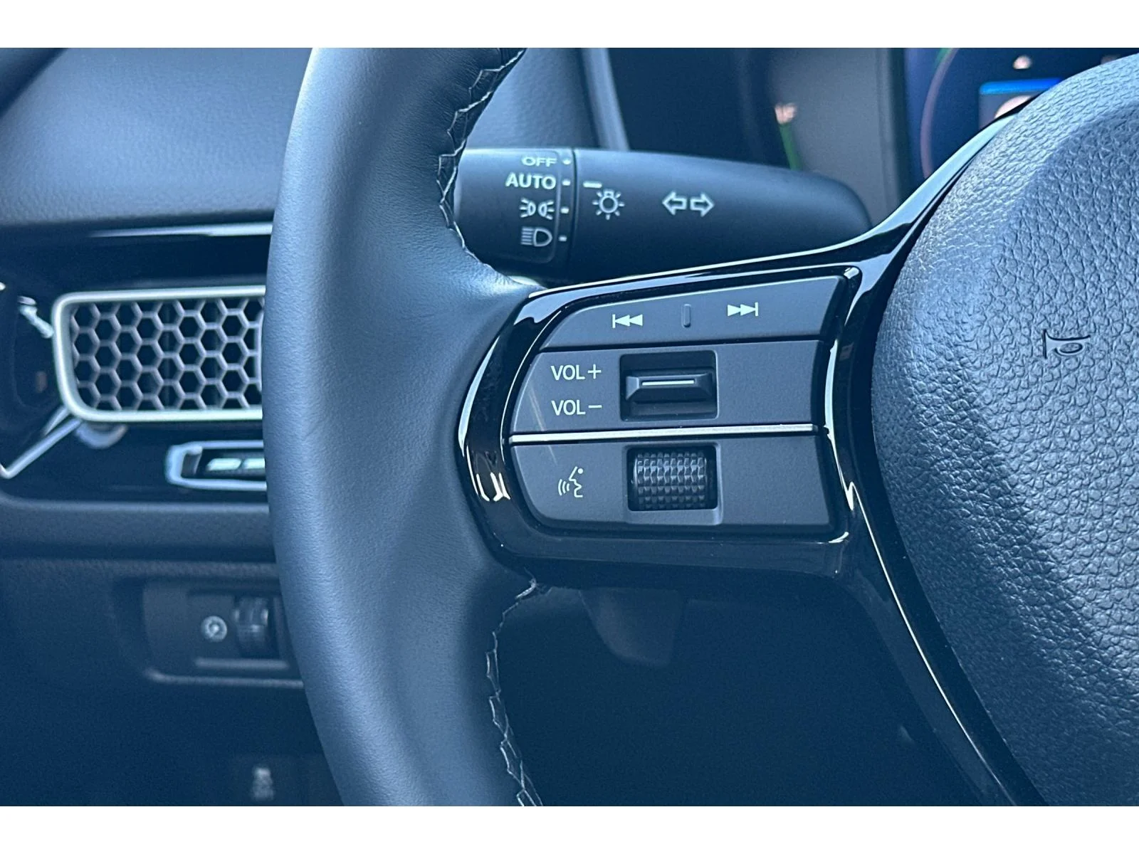 Certified Used 2026 Meteorite Gray Metallic Honda Sport Touring image 36