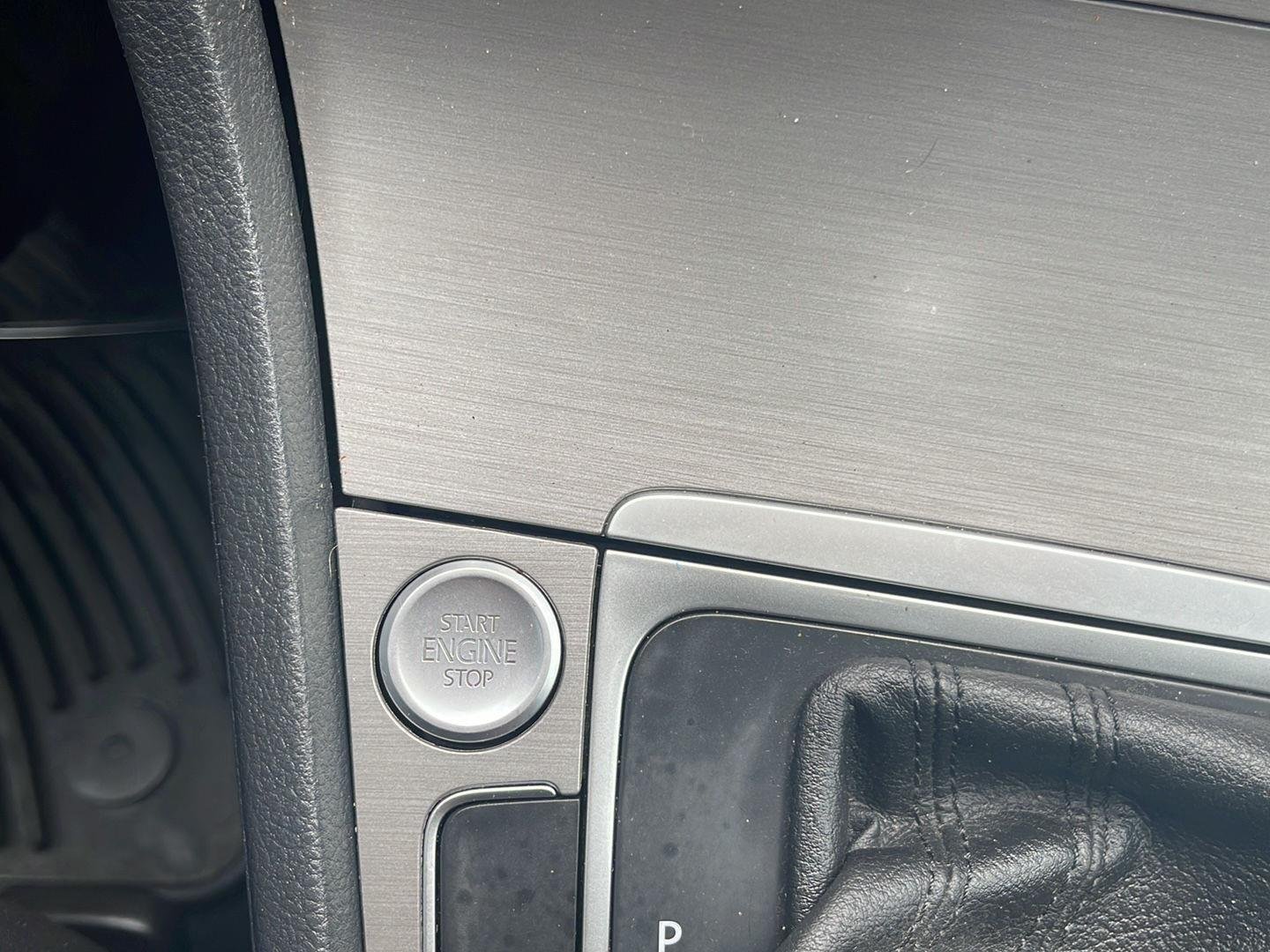 2015 Volkswagen Golf SportWagen TDI SE - Photo 26