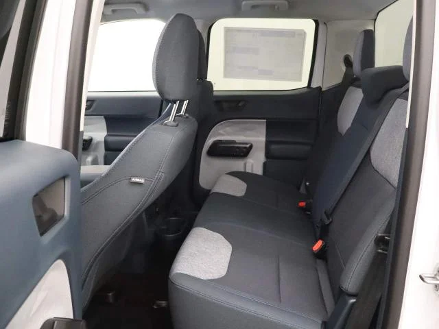 New 2026 Oxford White Ford XLT image 34