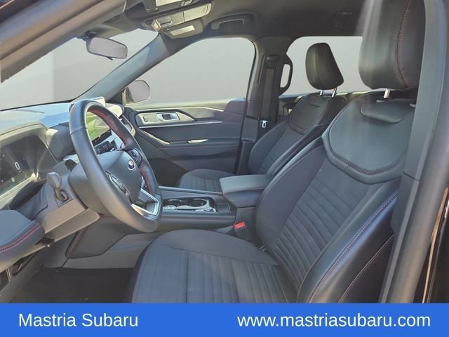 Used 2025 Black Metallic Ford ST-Line image 36