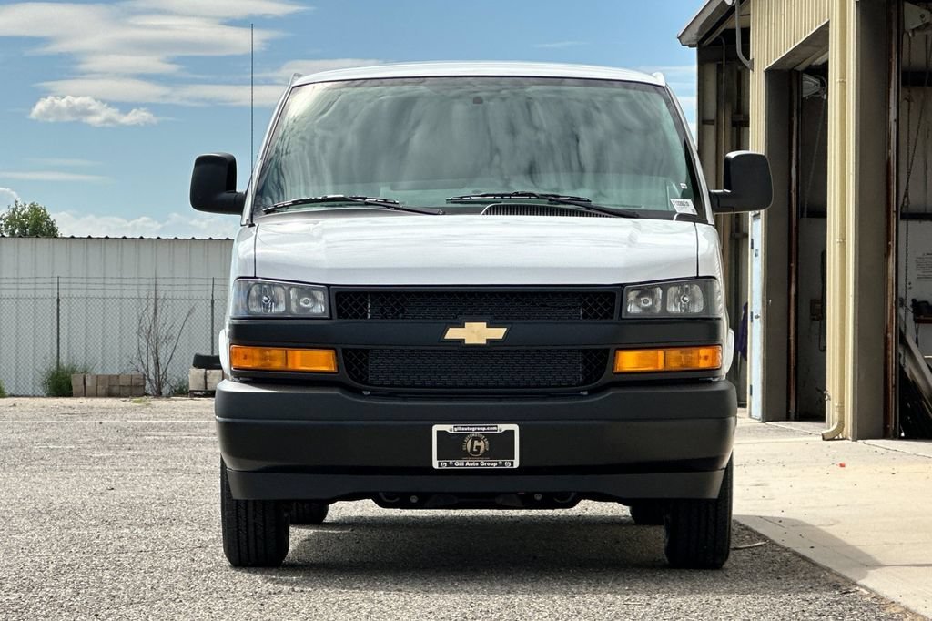 2026 Chevrolet Express Cargo Work Van - Photo 9