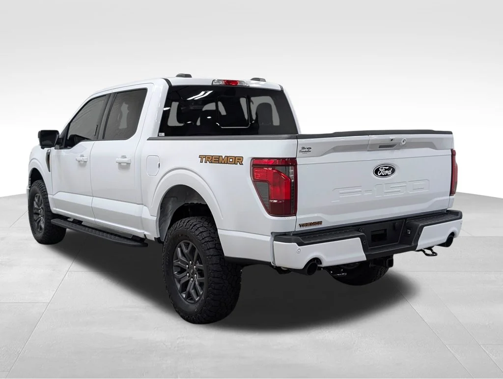 New 2026 Oxford White Ford Tremor® image 29