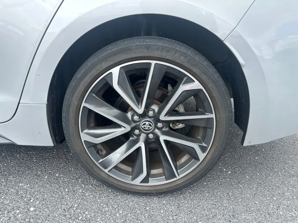 Used 2020 Classic Silver Metallic Toyota SE image 8