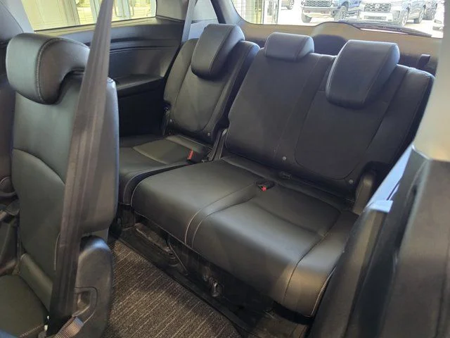 Certified Used 2024 Modern Steel Metallic Honda EX-L image 19