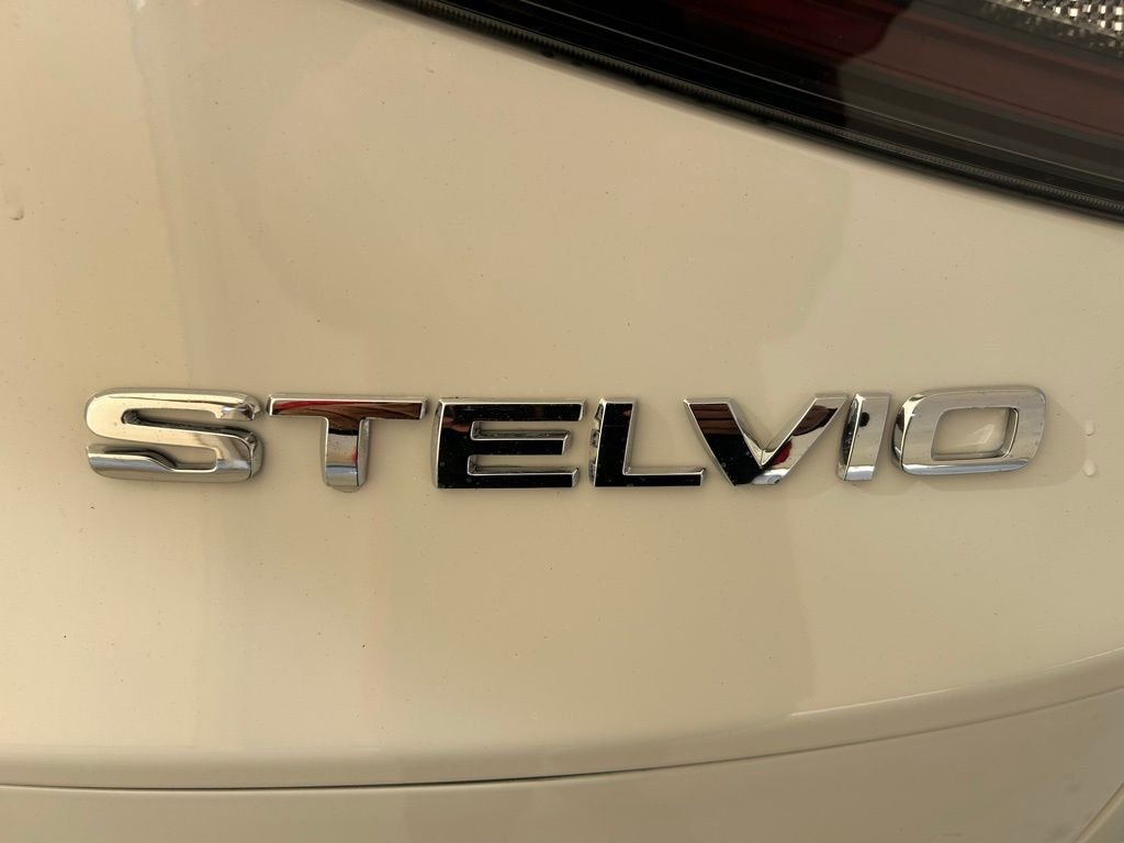 2025 Alfa Romeo Stelvio Base - Photo 15