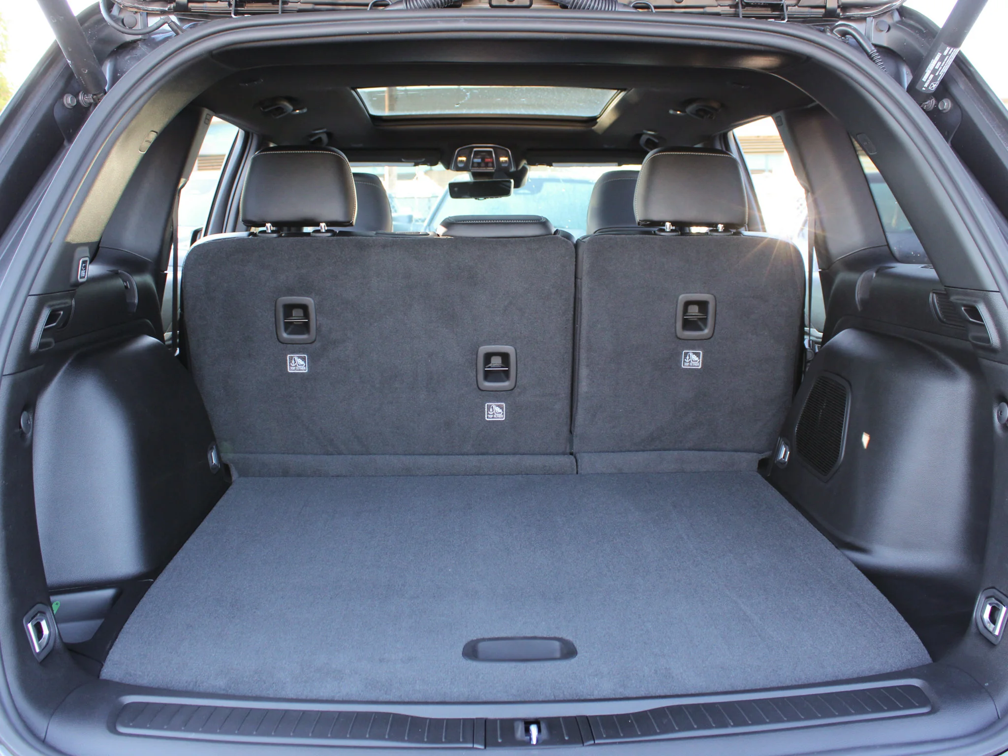 New 2026 Grey Jeep Limited Reserve* image 9