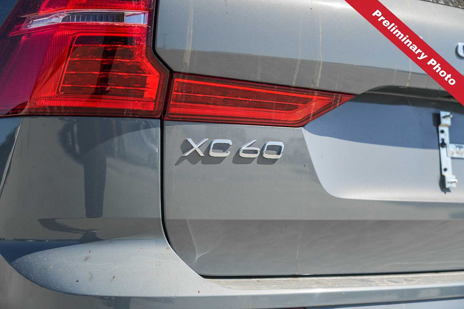 Used 2023 Gray Volvo Plus Dark Theme image 8