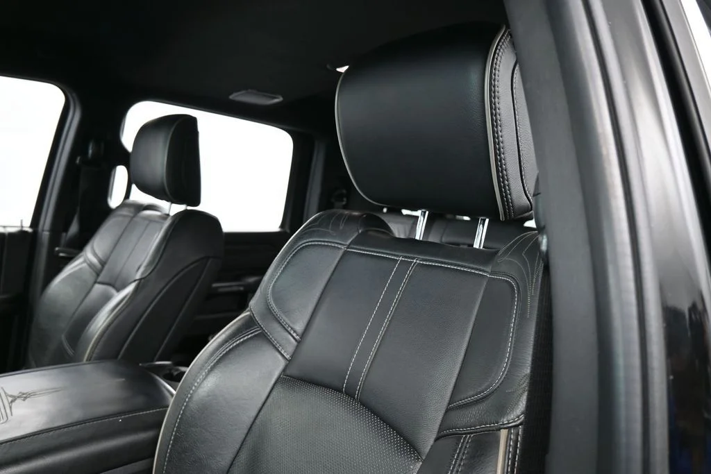 Used 2023 Diamond Black Crystal Pearlcoat Ram Limited image 16