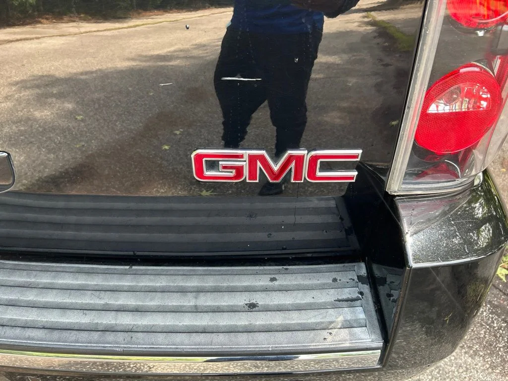 Used 2014 Black GMC Denali image 10