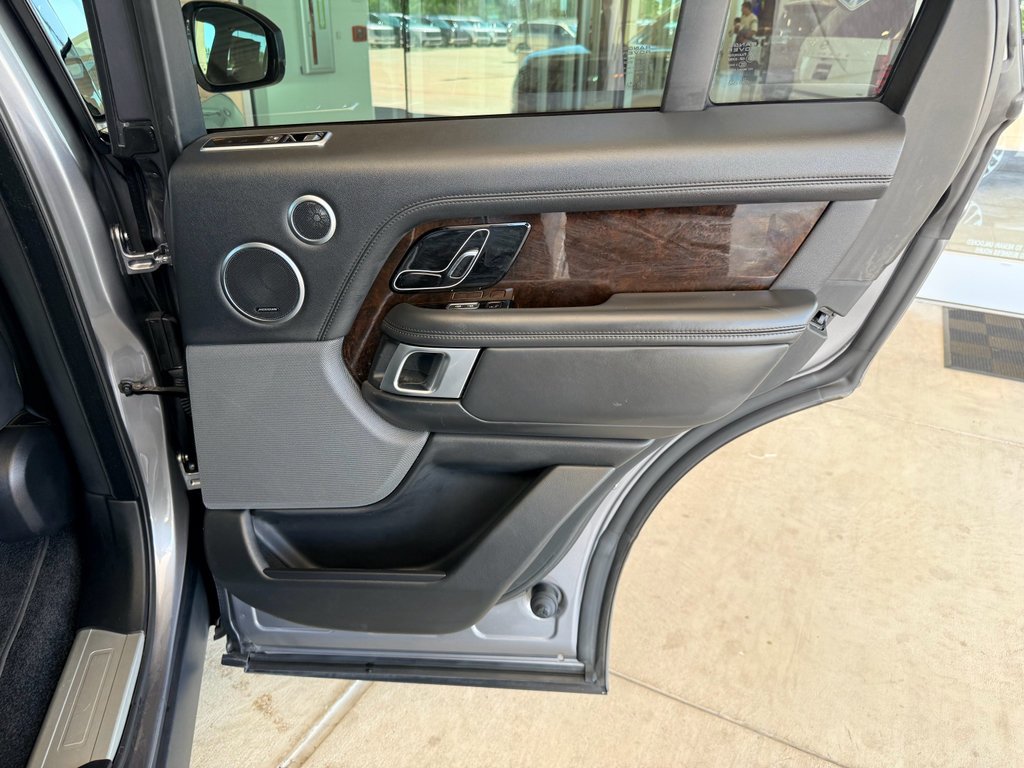 Used 2021 Eiger Grey Metallic Land Rover Westminster image 26