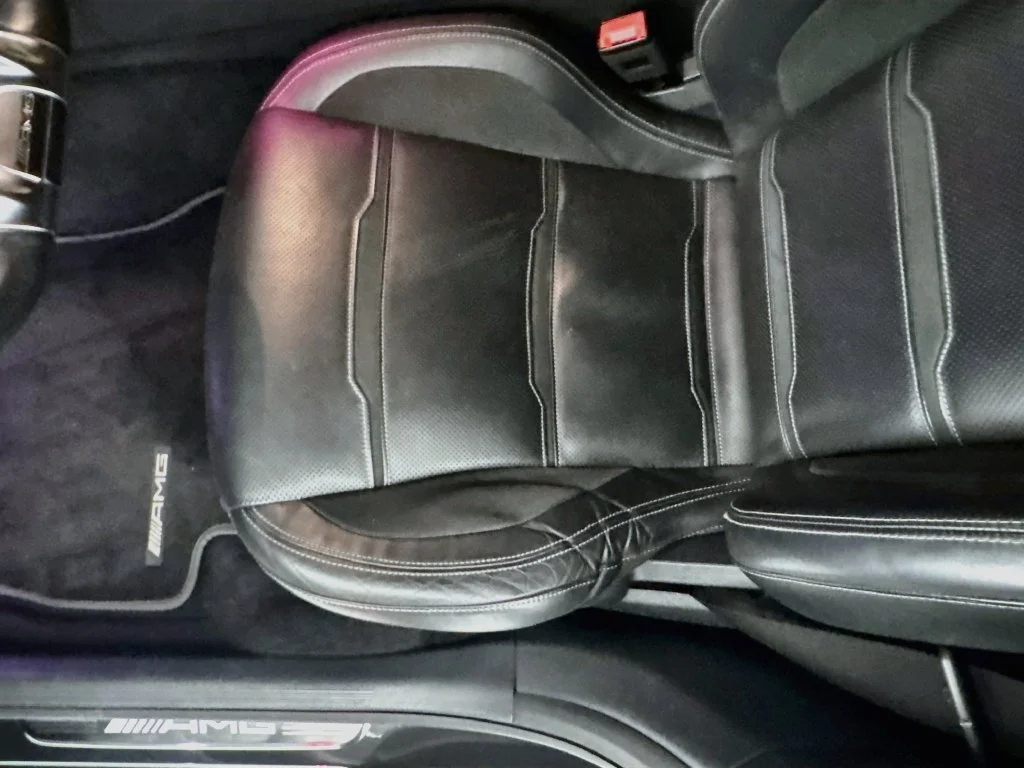 Used 2019  Mercedes-Benz Base image 20
