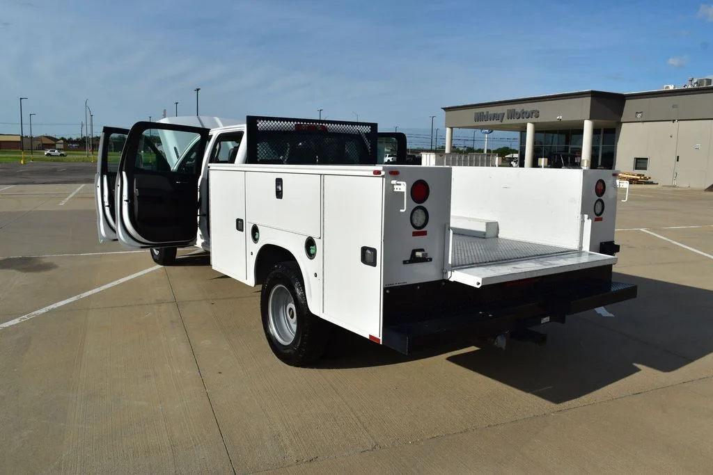 Used 2015 White Chevrolet Work Truck image 38
