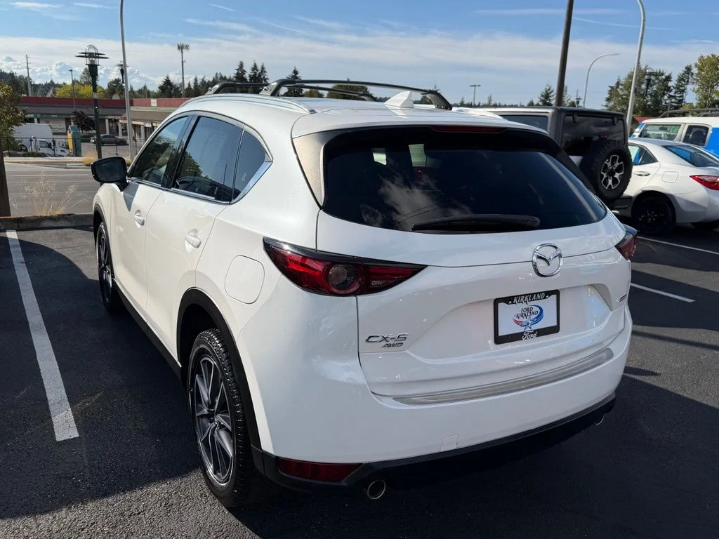 Used 2017 Snowflake White Pearl Metallic Mazda Grand Select image 9