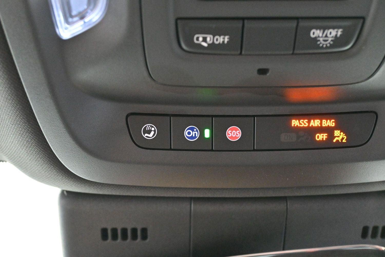 Used 2025 Summit White Cadillac V-Series image 28