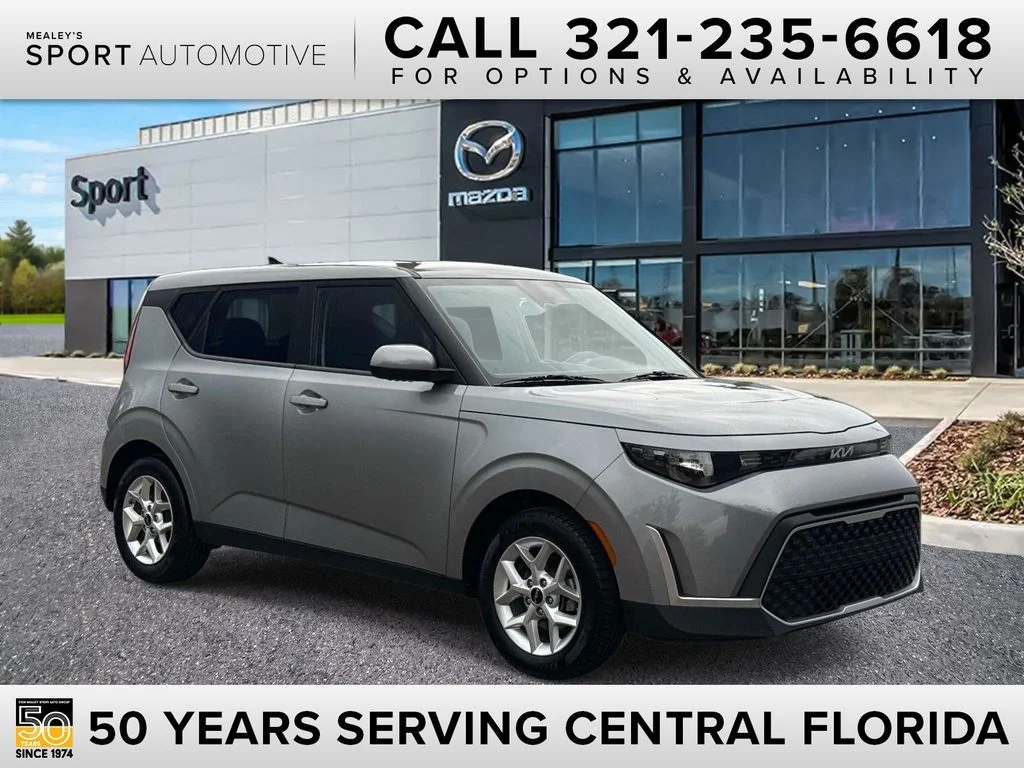 2023 Kia Soul 2.0L LX IVT's photo