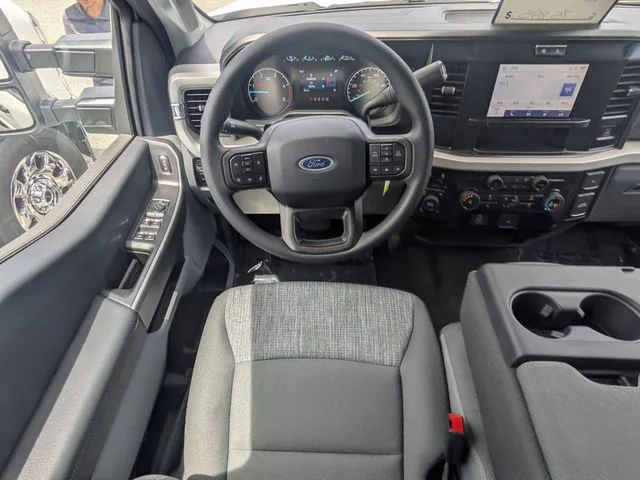 New 2026 Oxford White Ford F-250® XLT image 11
