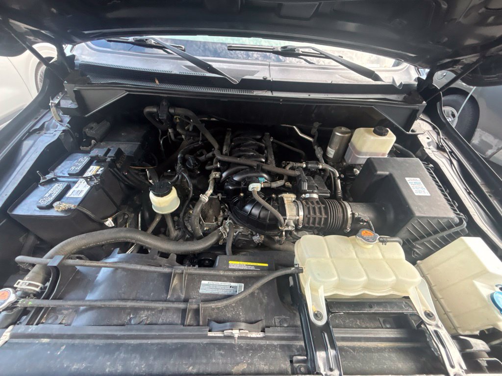 Used 2021 Black Nissan SL image 10