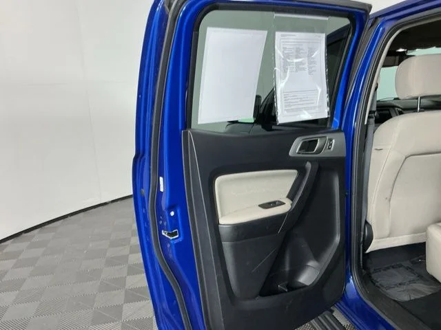 Used 2019 Blue Ford XLT image 23