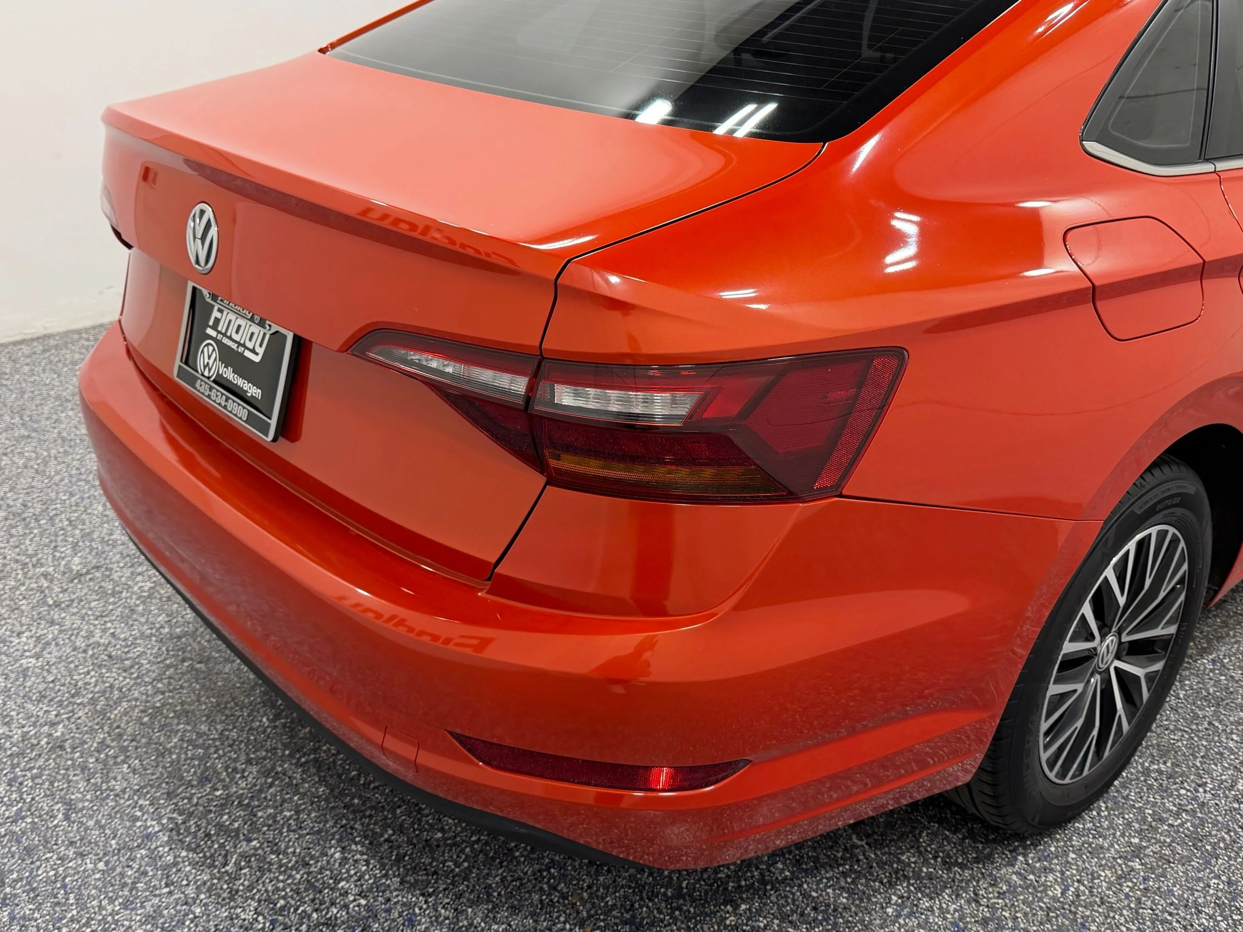 Used 2019 Orange Volkswagen 1.4T SE image 17