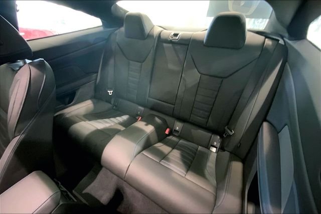 2026 BMW 4 Series M440i - Photo 10