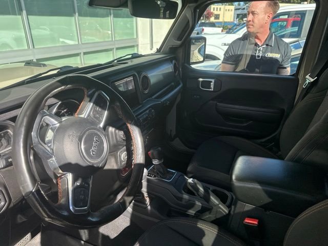 Used 2022 Beige Jeep Mojave image 15