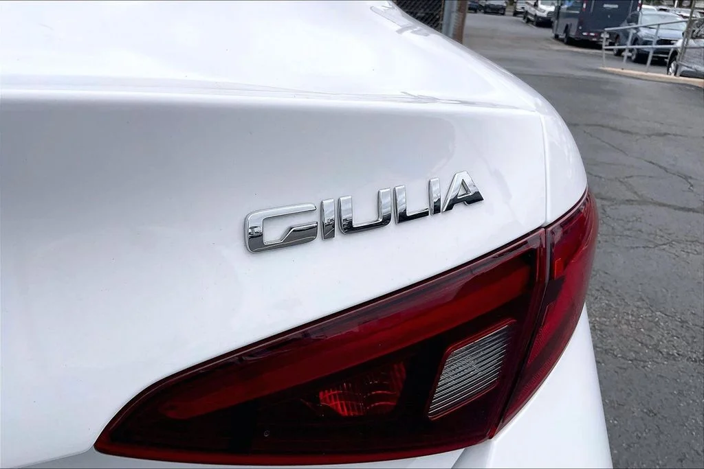 Used 2022 White Alfa Romeo Sprint image 7