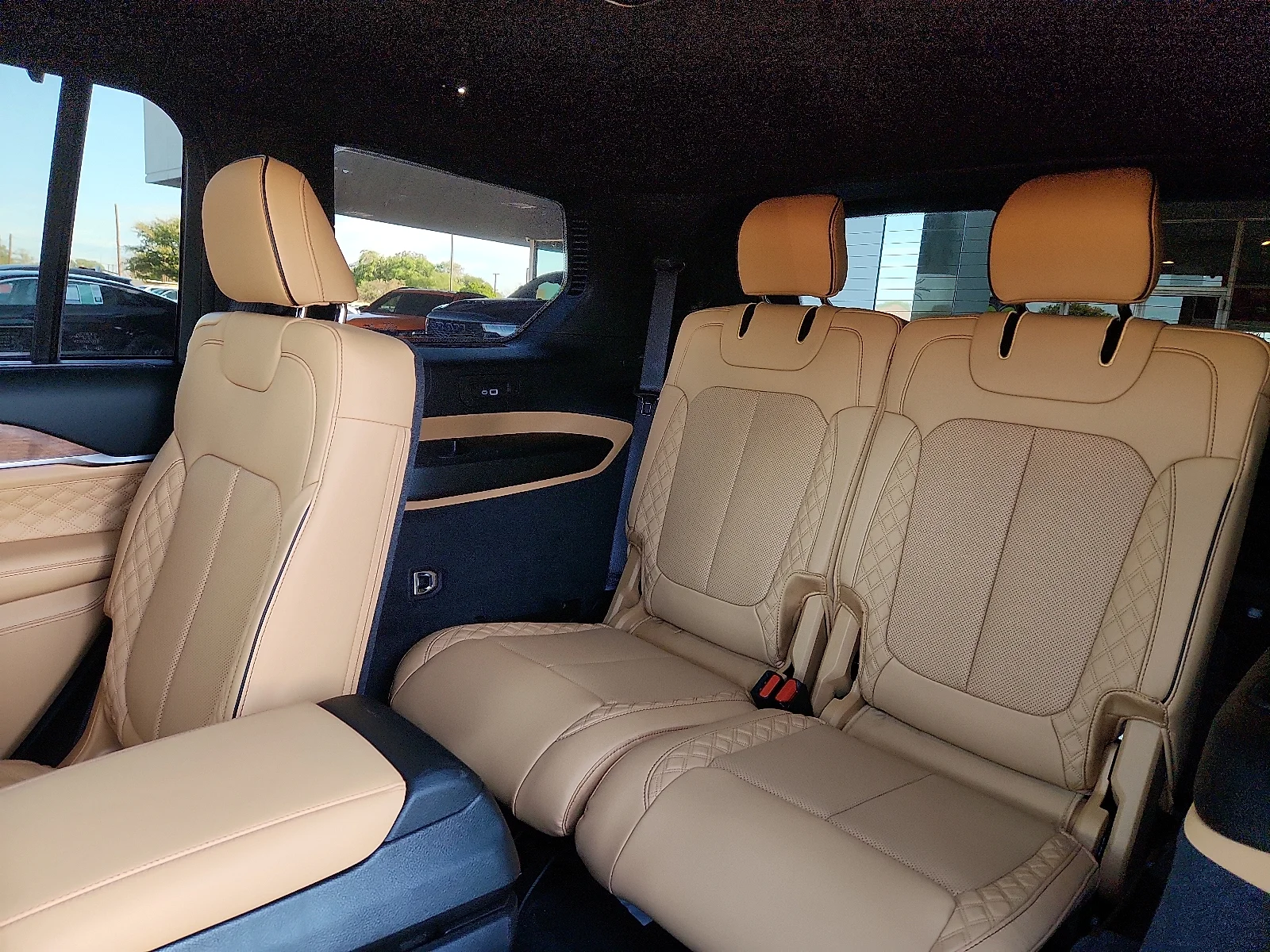 New 2027 Black Jeep SUMMIT 4X4 image 9