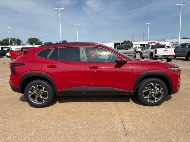 2026 Chevrolet Trax LT - Photo 2