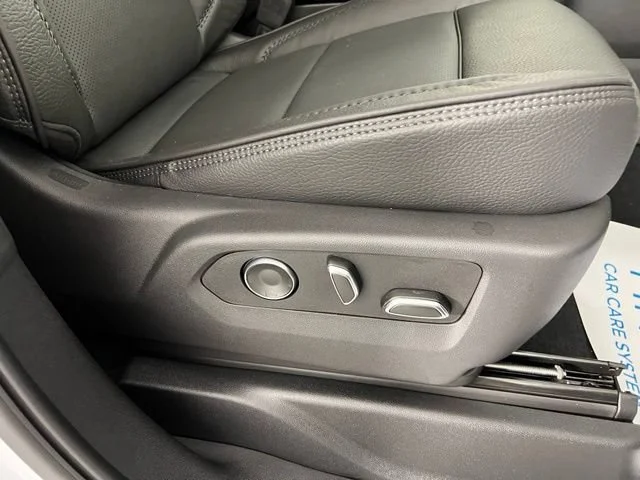 2026 GMC Yukon XL Denali - Photo 49