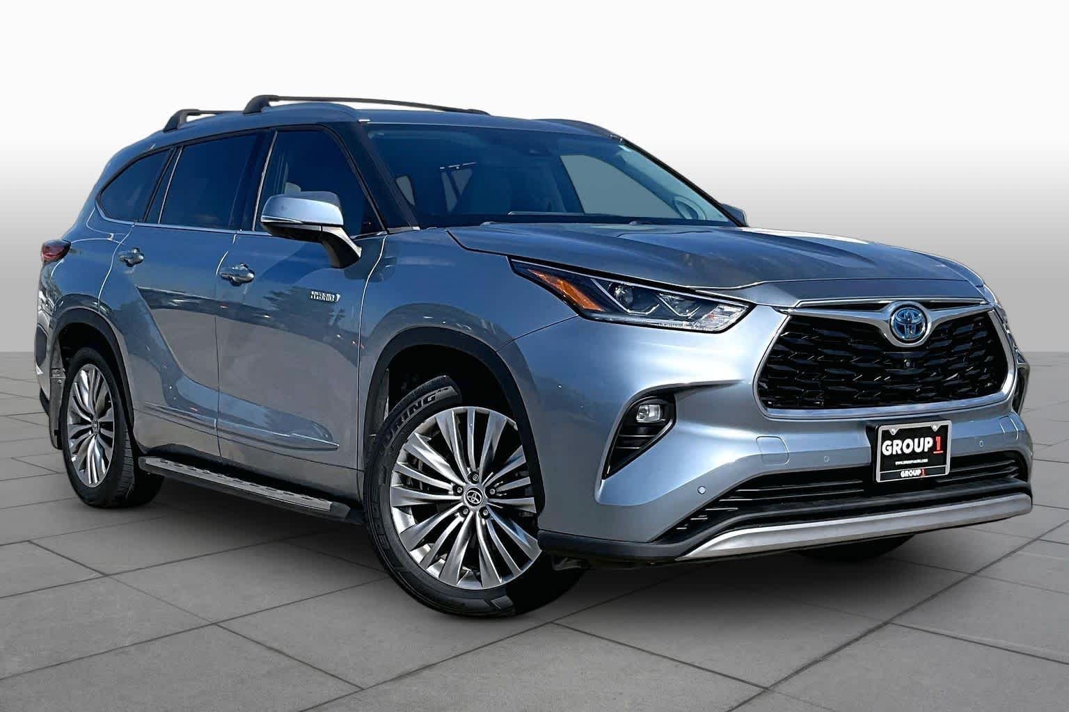 Used 2021 Moon Dust Toyota Hybrid Platinum image 3