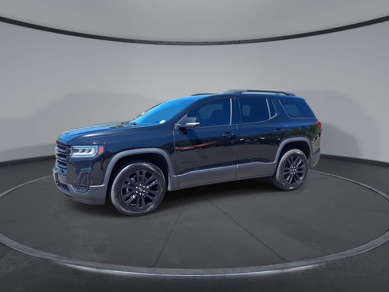 Certified Used 2023 Ebony Twilight Metallic GMC SLE image 4
