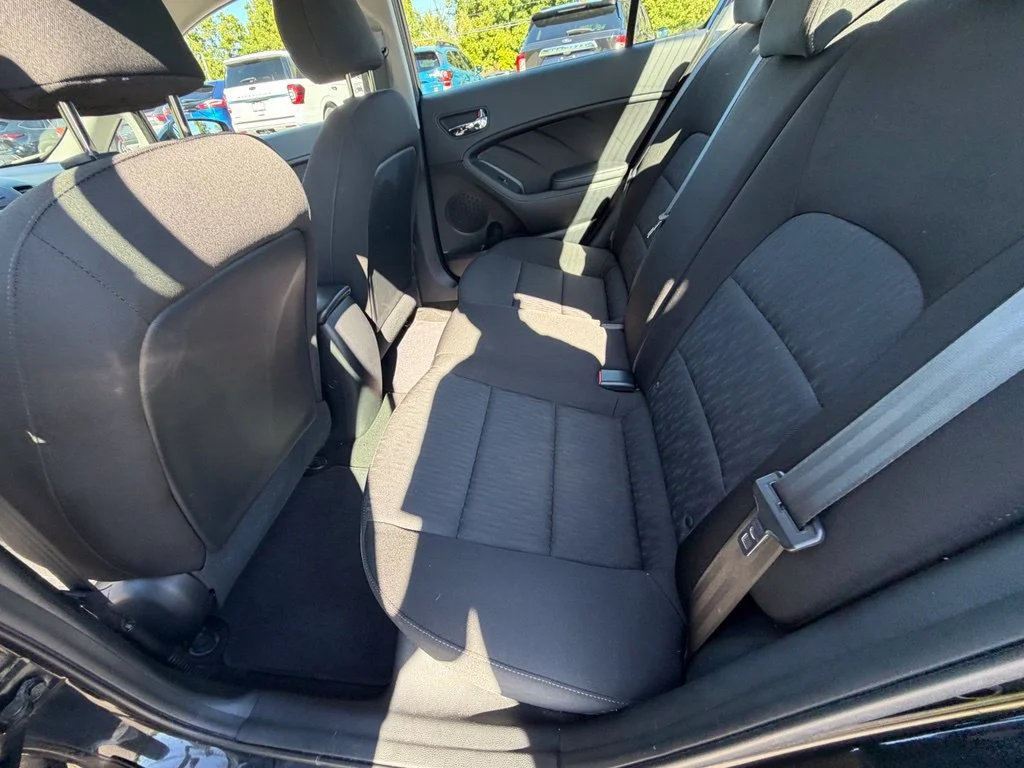 Used 2016 Black Kia LX image 39