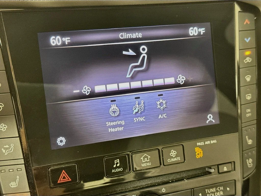 Certified Used 2023 White INFINITI Sensory image 21