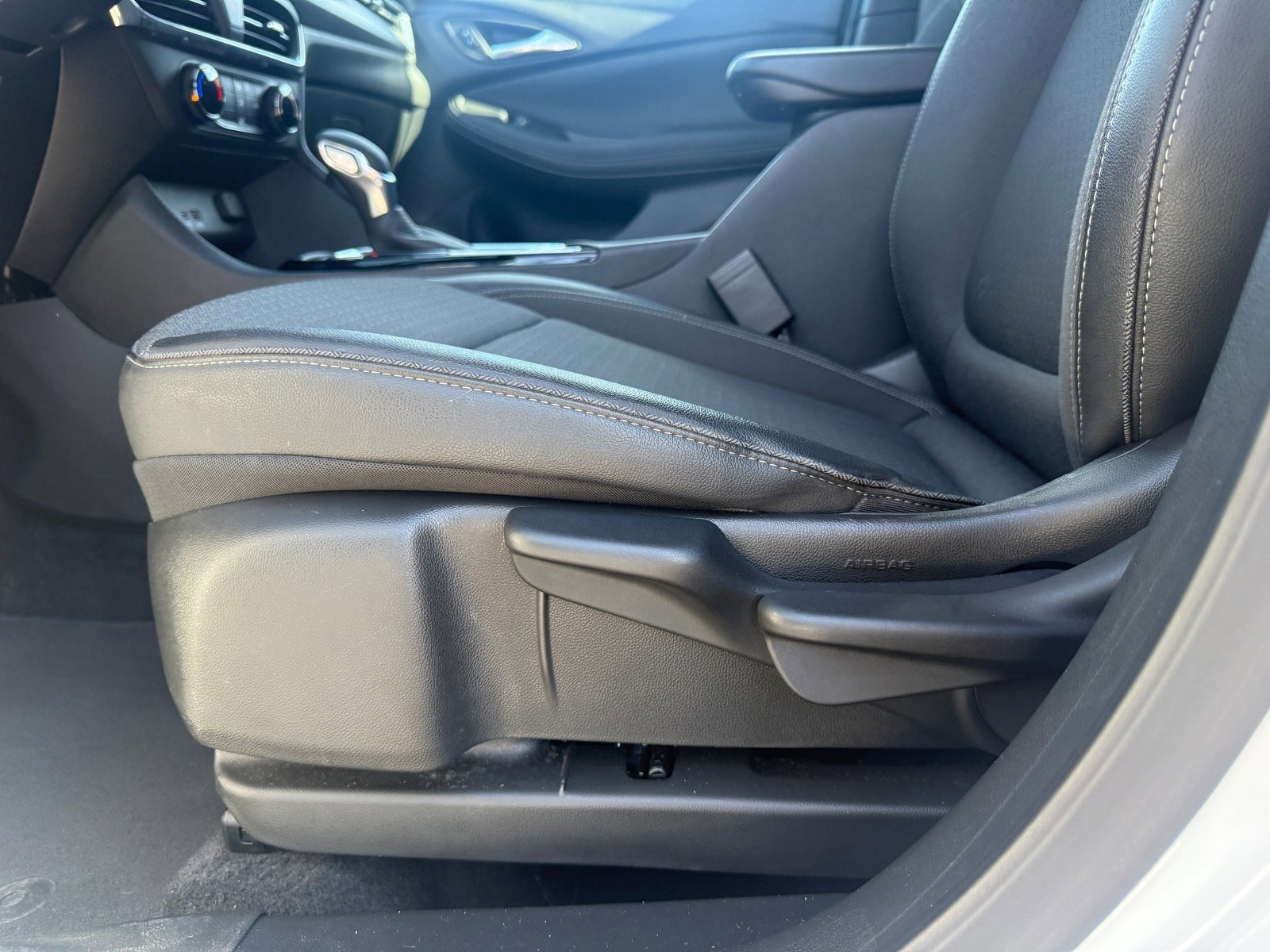 2025 Buick Encore GX Preferred - Photo 10